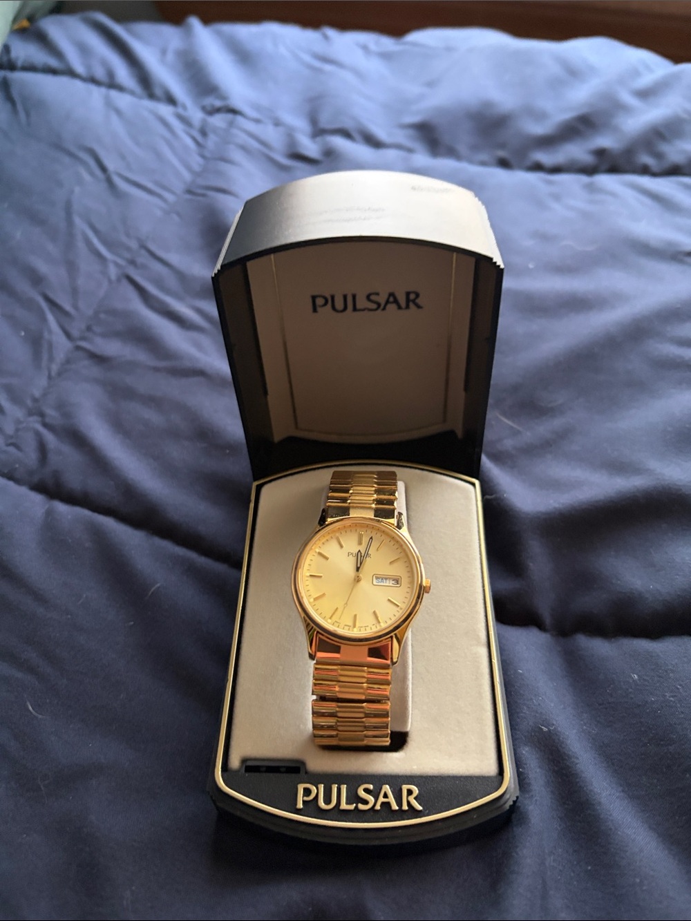 Pulsar Gold and Champagne Men's Dress Watch